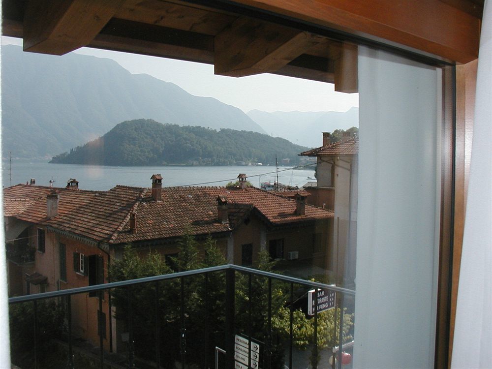 Azzano Holidays B&B Mezzegra Exterior photo